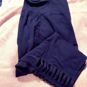 Capris with lattice bottom